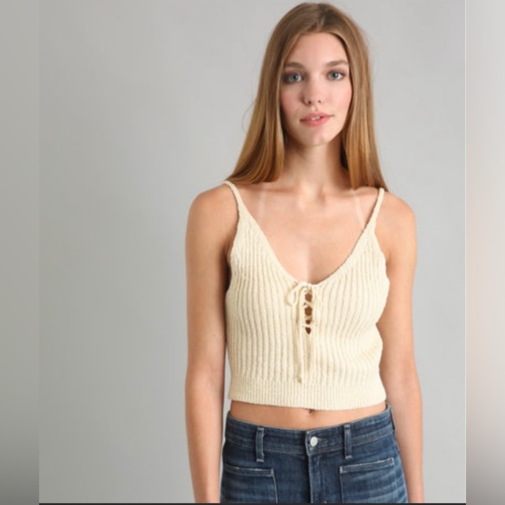 NWT XS South Moon Under Cropped Tank